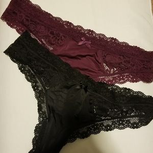 Victoria's Secret Very Sexy Thong Set of 2